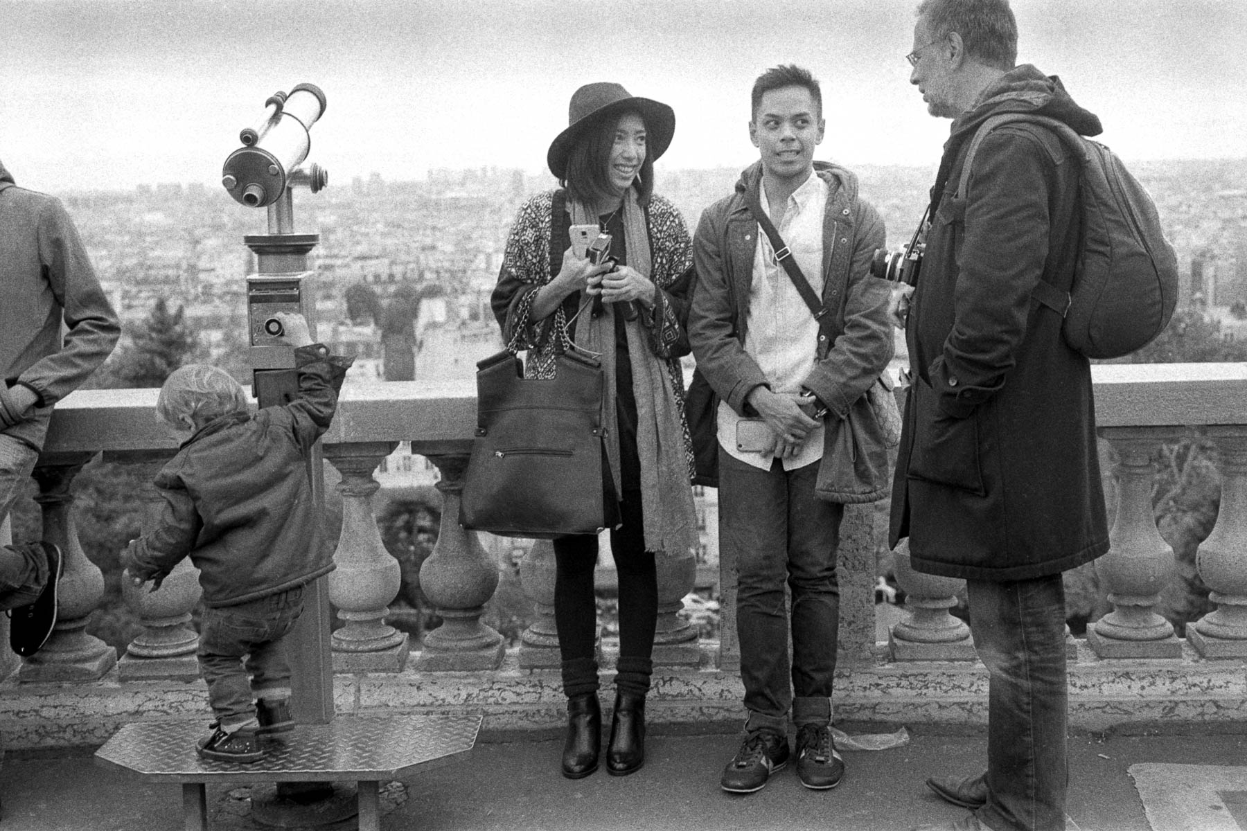 Selfie Montmartre - Le photographe avec ses modéles